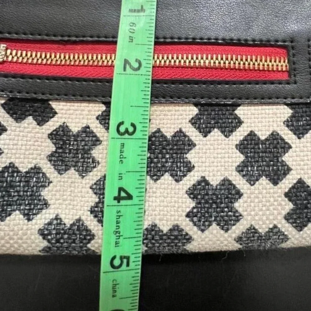 Spartina 449 Wallet‎ Black Cream Geometric Linen Leather Zip Around OS